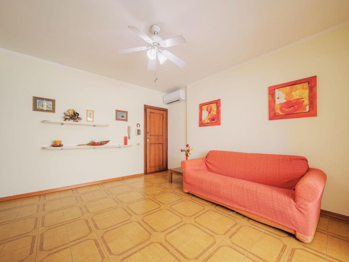 Apartment Dei Fiori By Interhome Camaiore Bagian luar foto